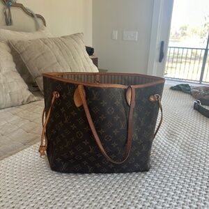 Louis Vuitton Neverfull MM